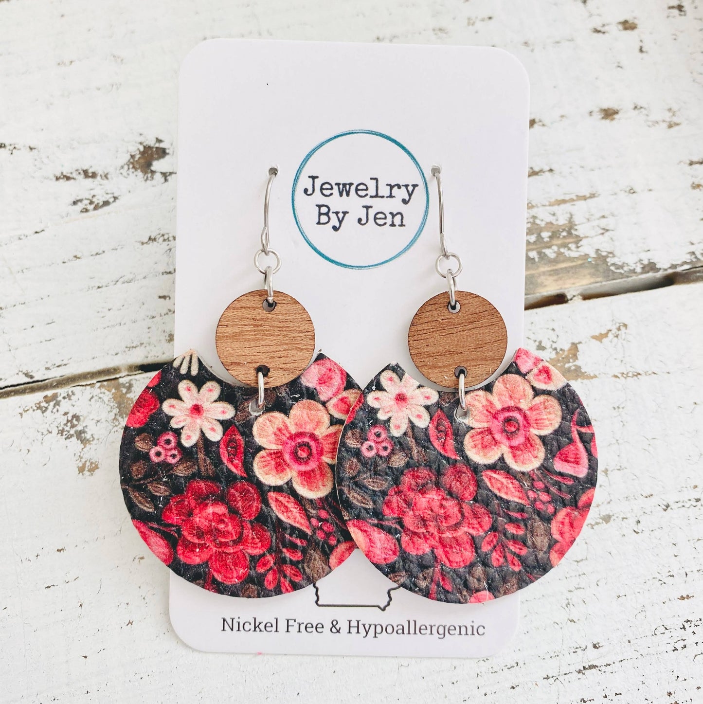 Luna: Red Roses & Cream Flowers w/Wood