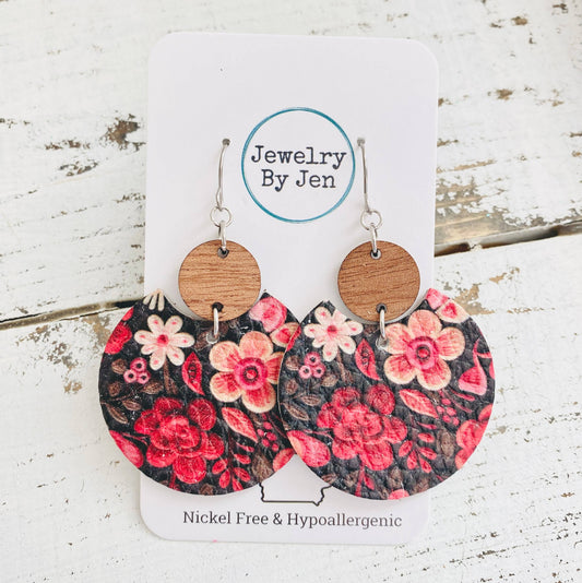 Luna: Red Roses & Cream Flowers w/Wood