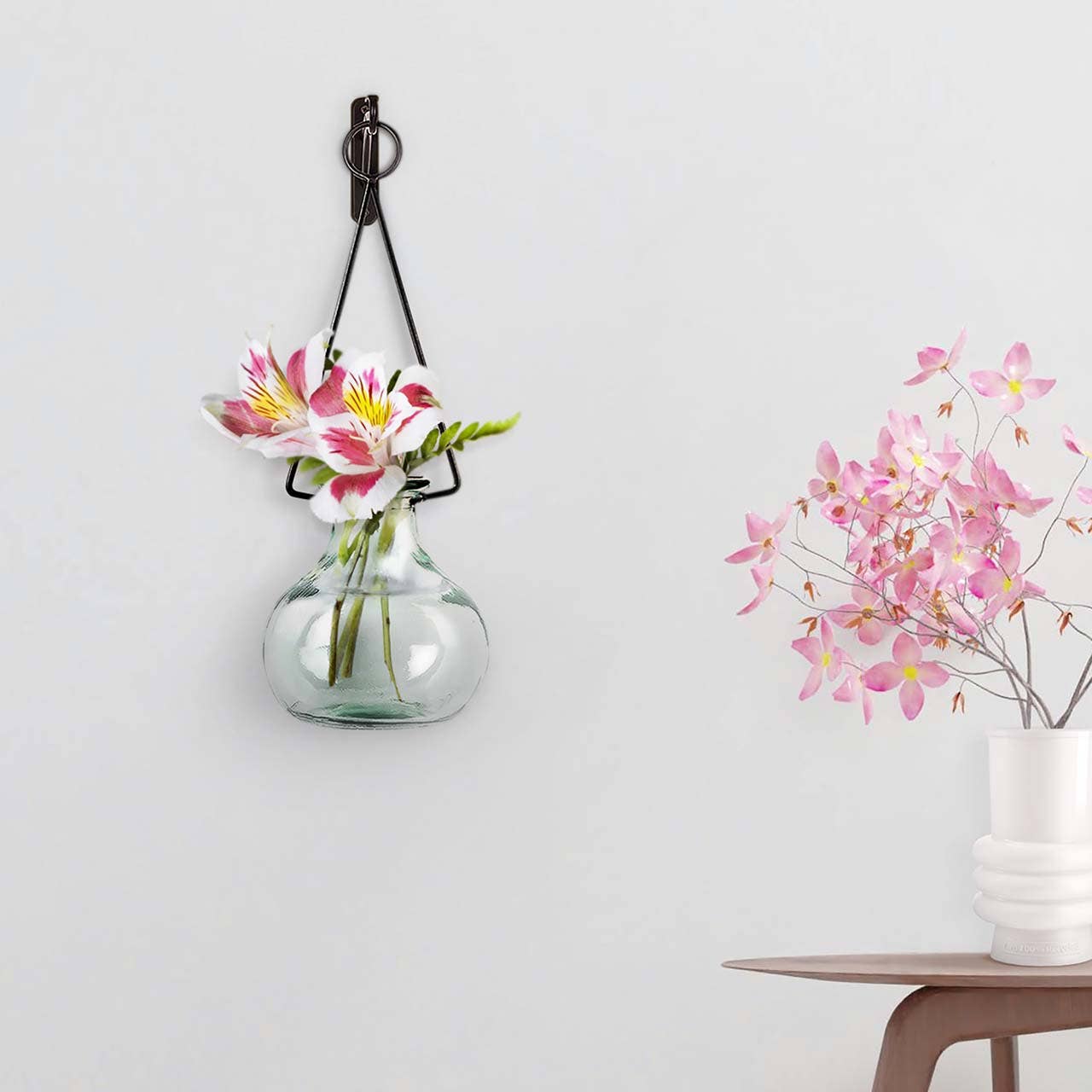 20" Gourd Glass Vase & Metal Hanger