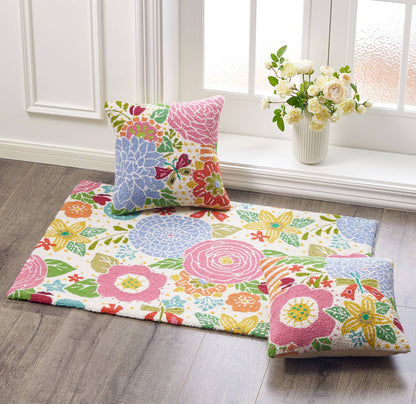 Ginblossom Hook Pillow - Suzanne Nicoll