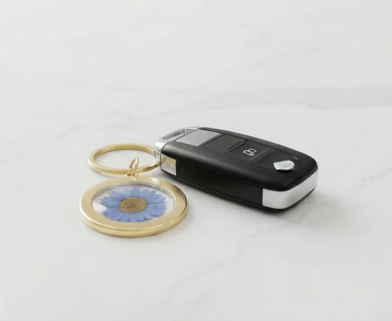 Mount Vernon, WA Pressed Flower Keychain