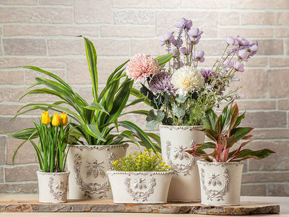 Oval Emboss Bee in Crest Planter-4x8"L