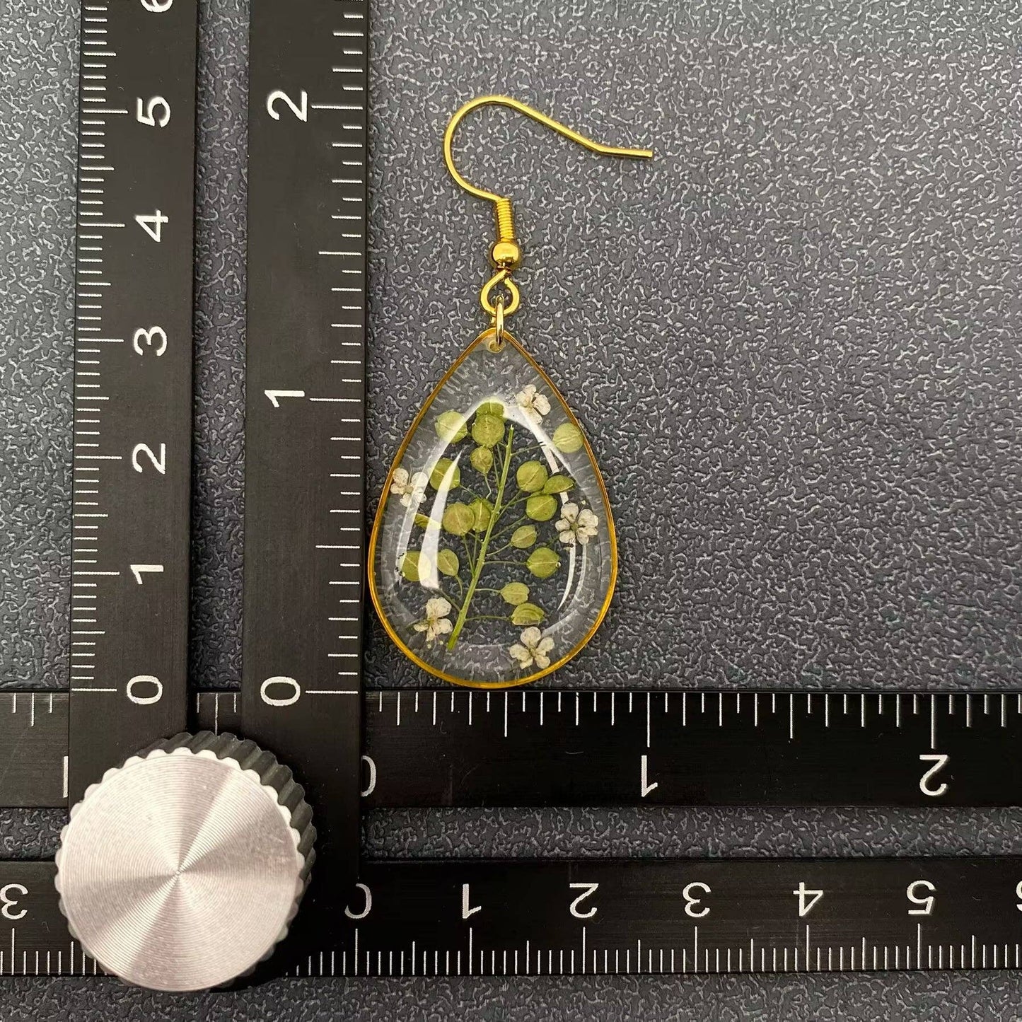 Dried Cress Flowers Dangle Earrings