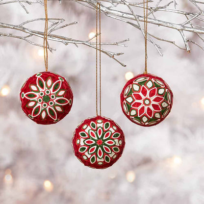 Quilled Christmas Balls Ornament