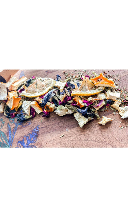Mama - Citrus + Floral Organic loose leaf tea blend