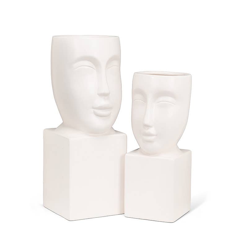 Sm Face Vase on Pedestal-9"H