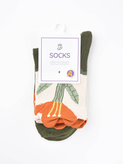 Rufia - Floral Lace Trim Mid-Calf Socks