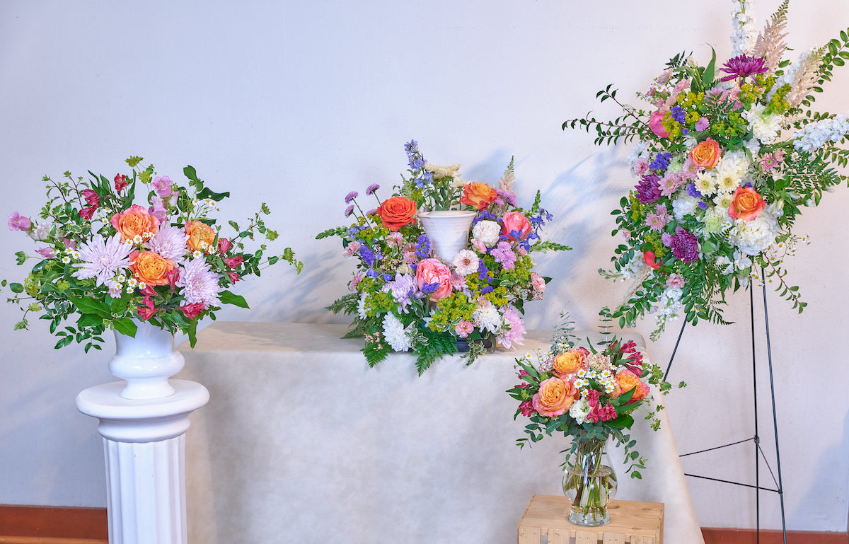 Urn/Photo Wreath & Standing Spray Set